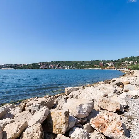 Apartment Premium Sea Side Marina By Locap Group
