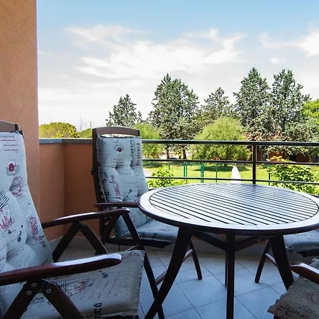 Premium Sea Side Marina By Locap Group Appartement *