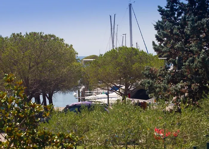 Premium Sea Side Marina By Locap Group