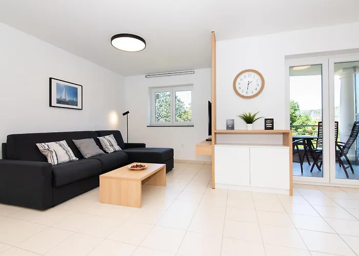 Premium Sea Side Marina By Locap Group *