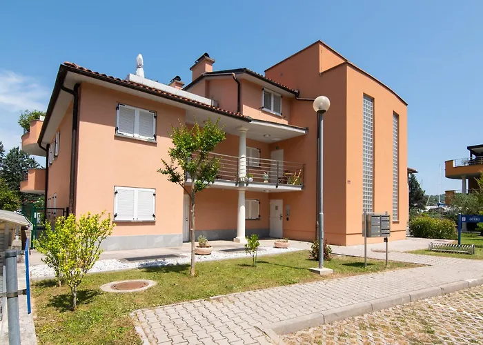 Premium Sea Side Marina By Locap Group * 波尔托罗